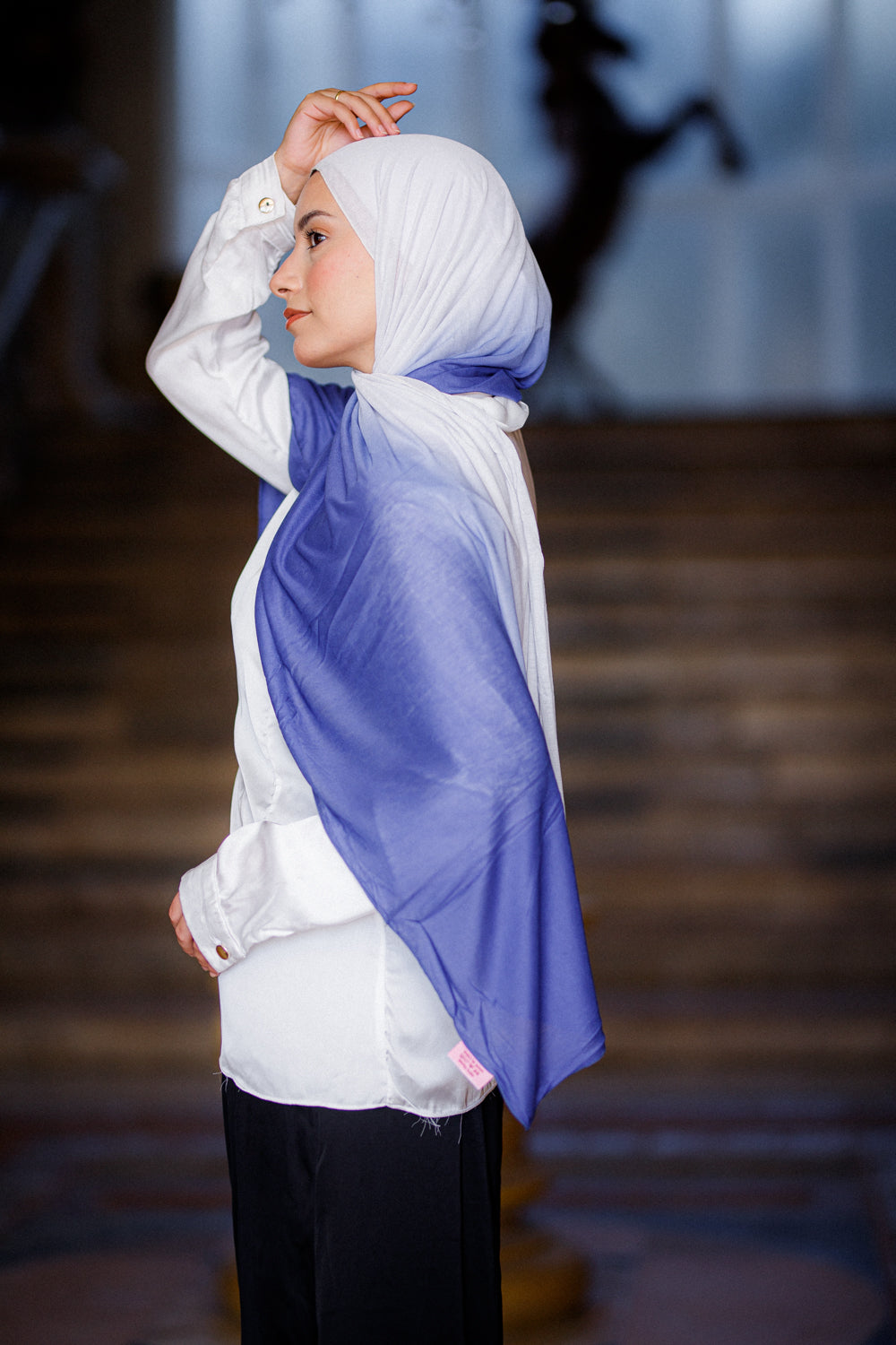 Azure Frost Ombre Cotton Hijab